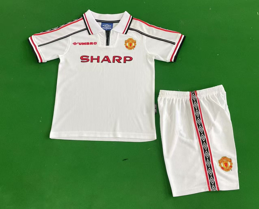 Manchester United 98/99 Children's Away Retro Set
