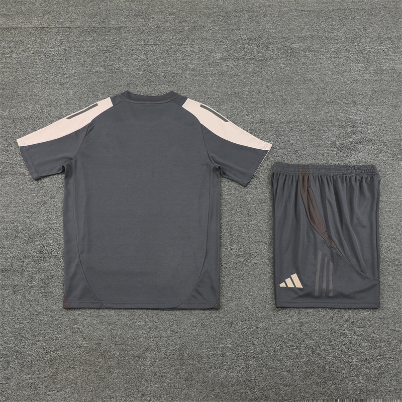 Real Madrid Training Kit 24/25 - Grey