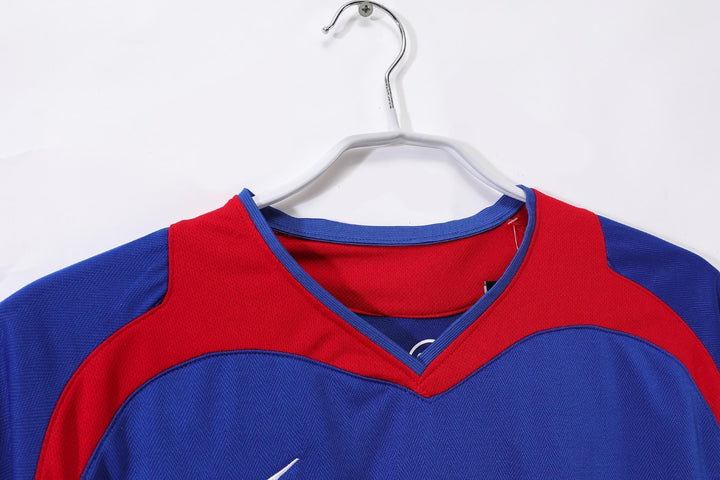 Manchester United 05/06 Away Retro Shirt