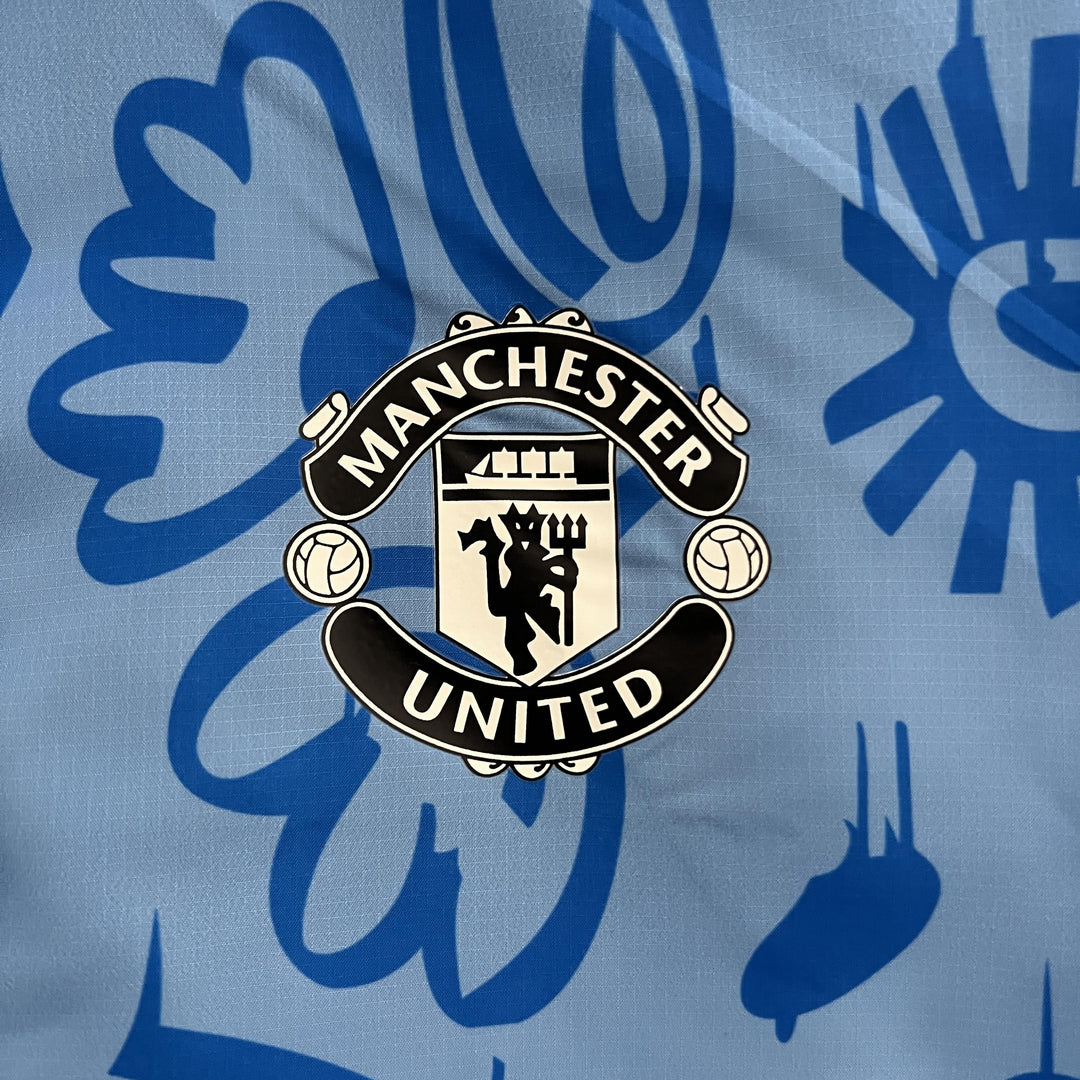 Manchester United Reversible Windbreaker Jacket - Light Blue/Beige