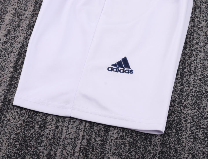 Japan 2016 Children's Away Retro Set