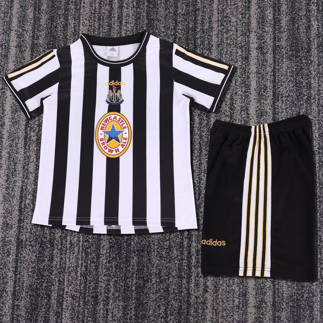 Newcastle 97/99 Children's Home Retro Set