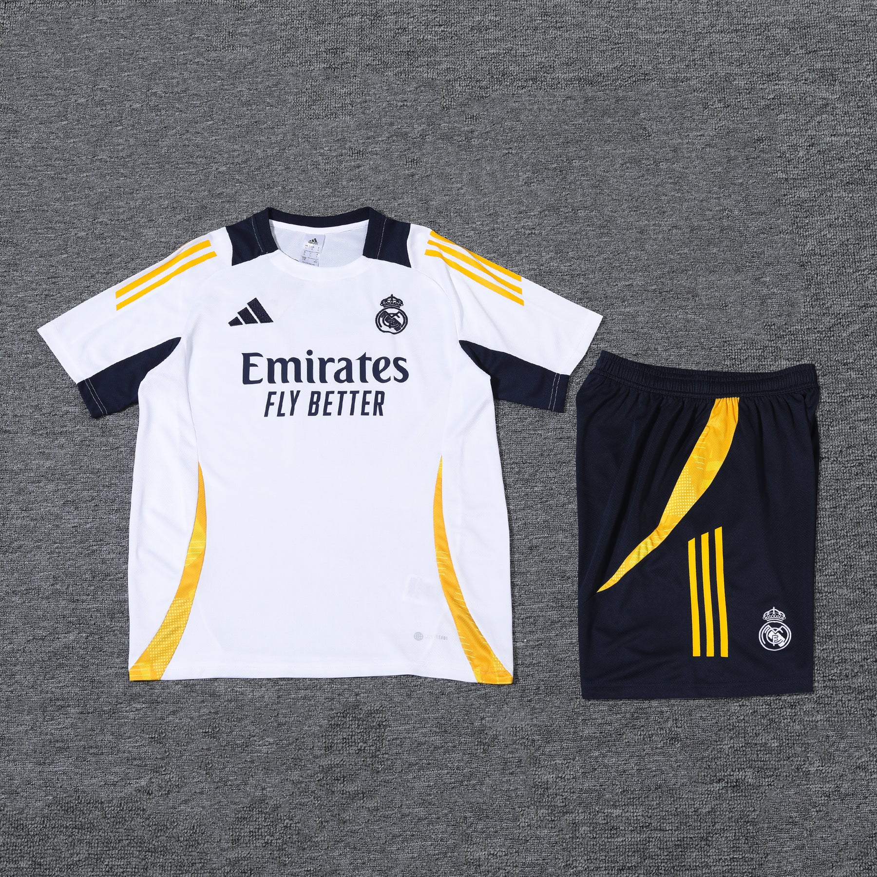 Real Madrid Training Kit 24/25 - White I