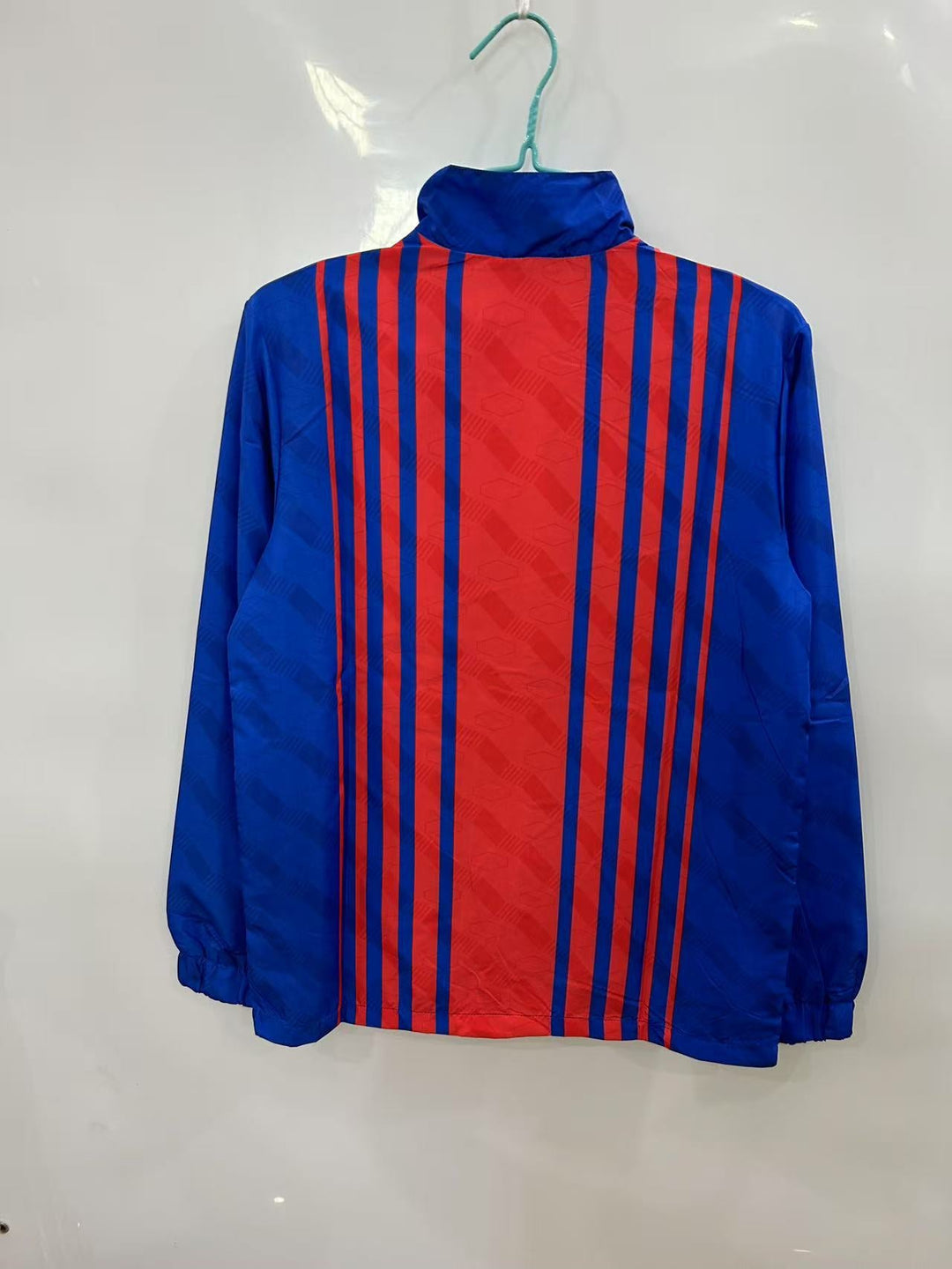 Barcelona Windbreaker Jacket - Blue/Red