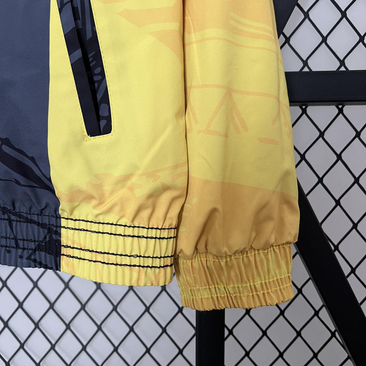 Borussia Dortmund Reversible Windbreaker Jacket - Off-White/Black