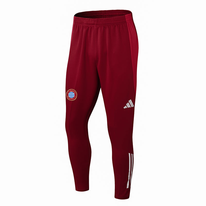 Bayern Munich Training Set 2024/25 - Off-white