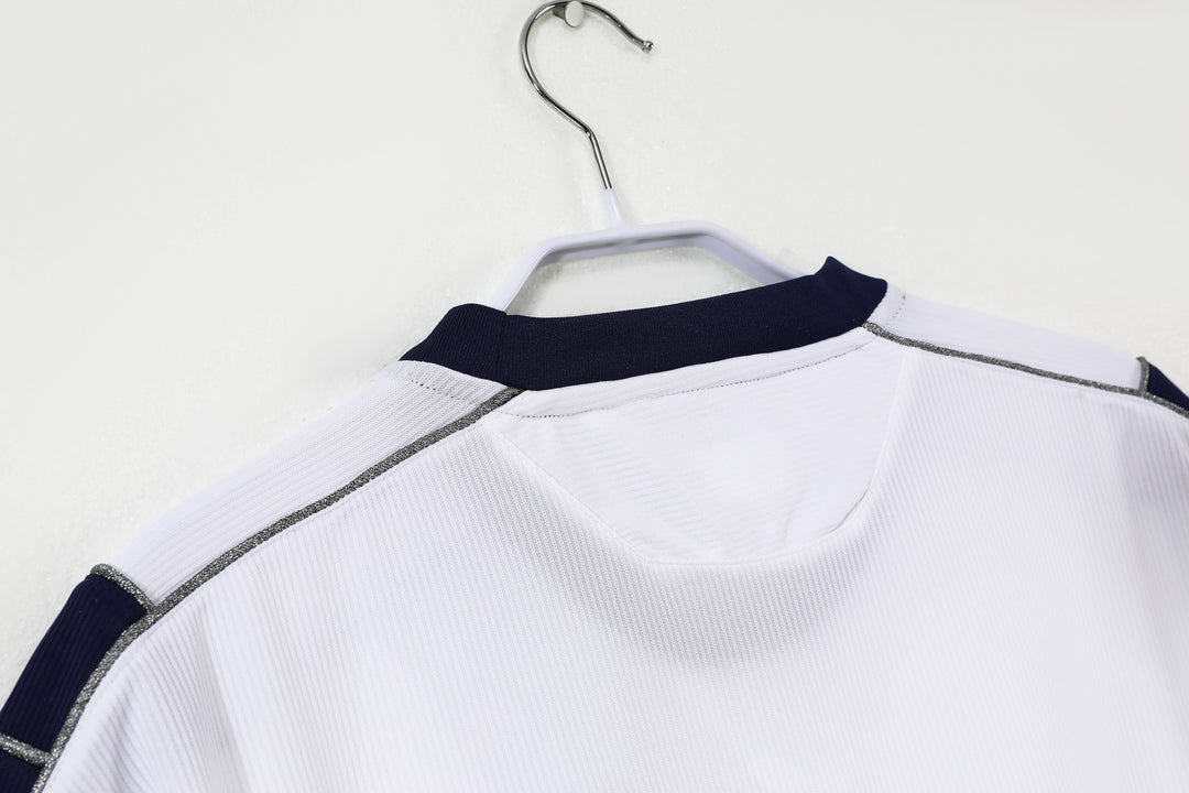 Manchester United 00/01 Away Retro Shirt
