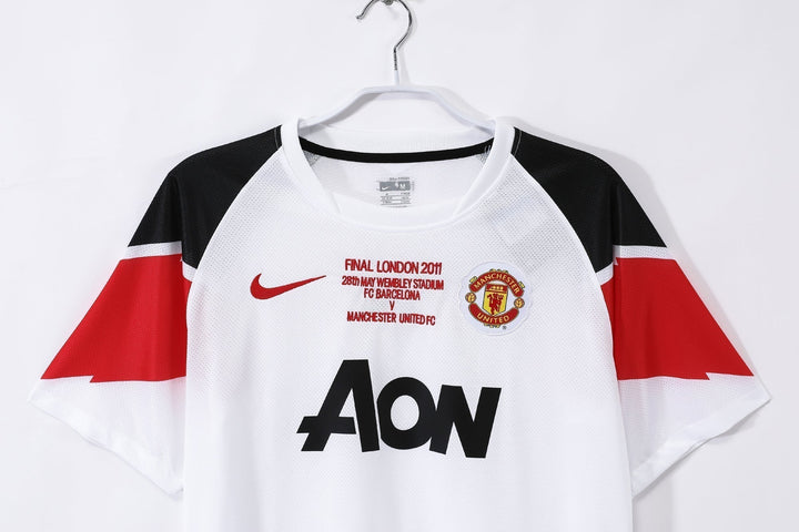 Manchester United 10/11 Away Retro Shirt