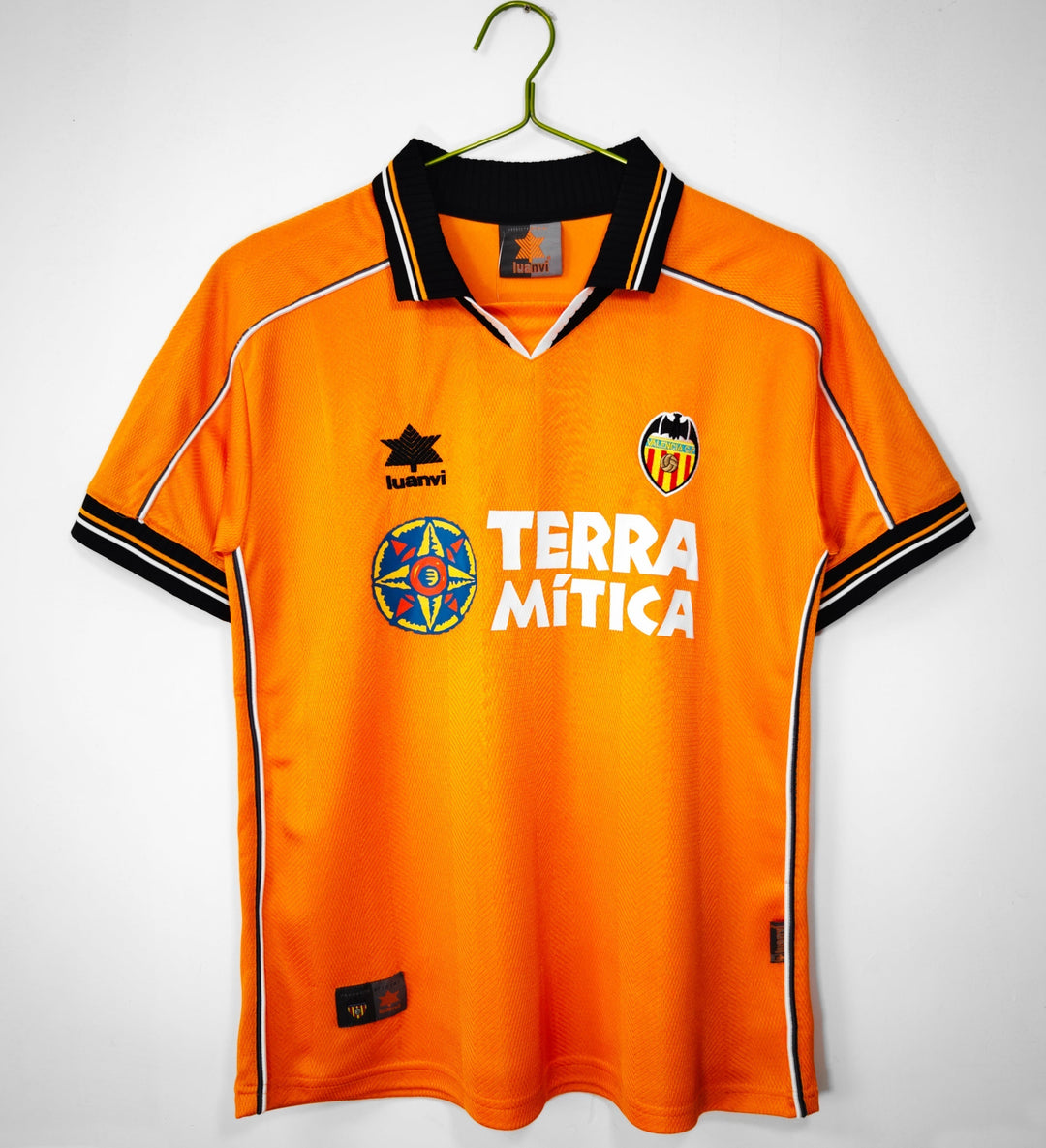 Valencia 99/00 Away Retro Shirt