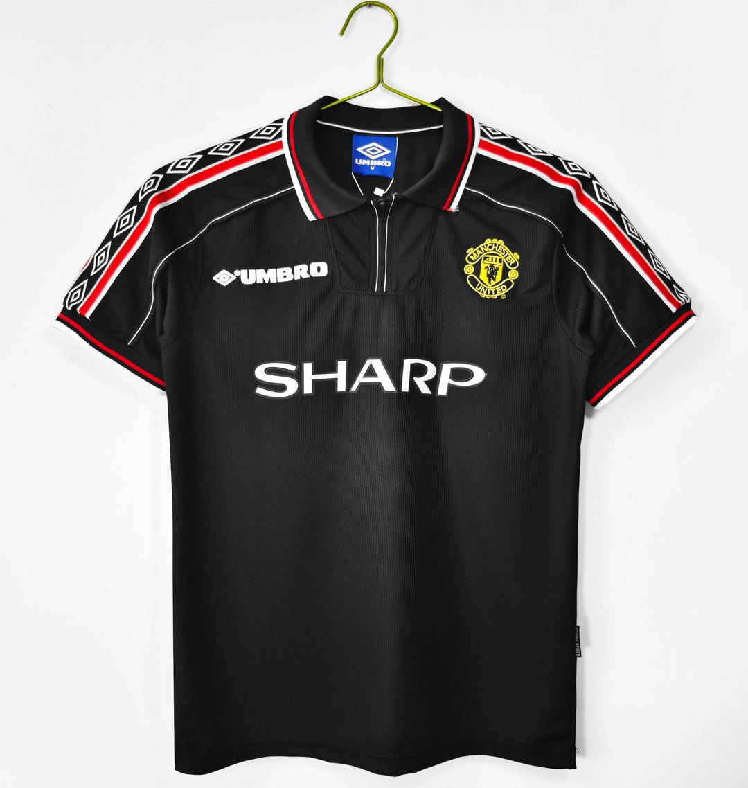 Manchester United 98/99 Goalkeeper Retro Shirt