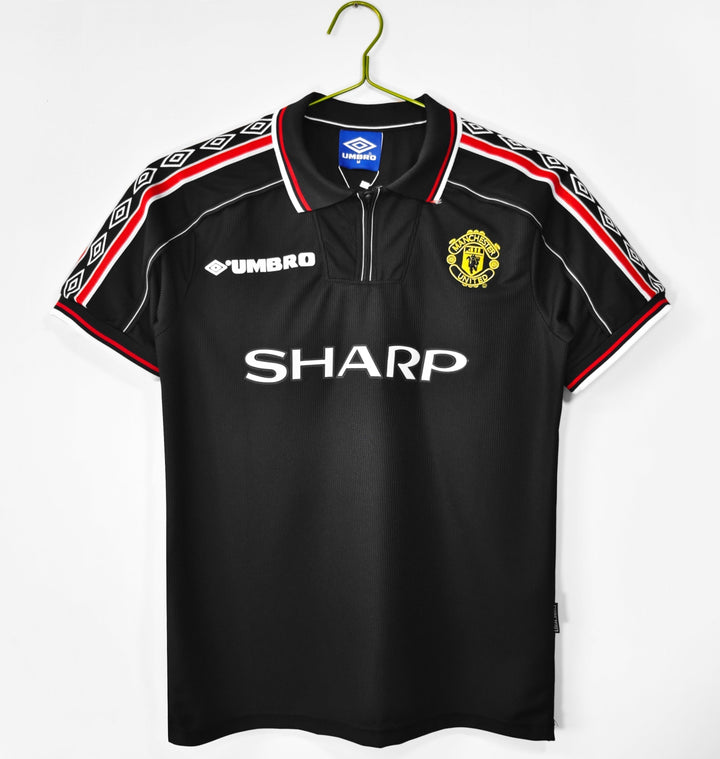 Manchester United 98/99 Goalkeeper Retro Shirt