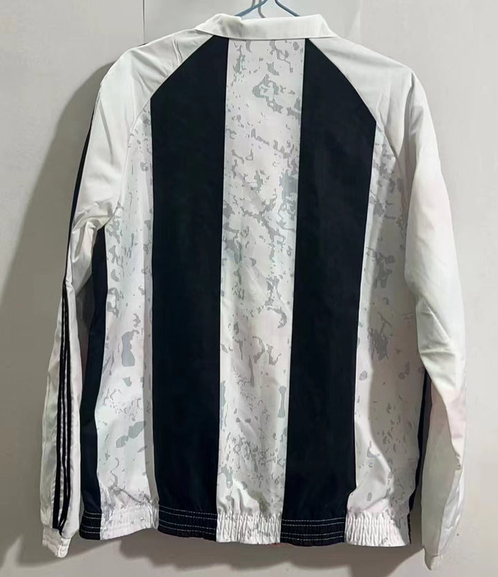Juventus Reversible Windbreaker Jacket - White