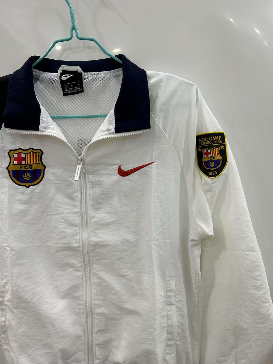 Barcelona Windbreaker Jacket - White II