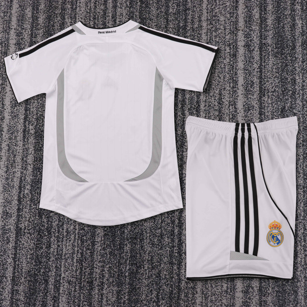 Real Madrid 06/07 Children's Home Retro Set