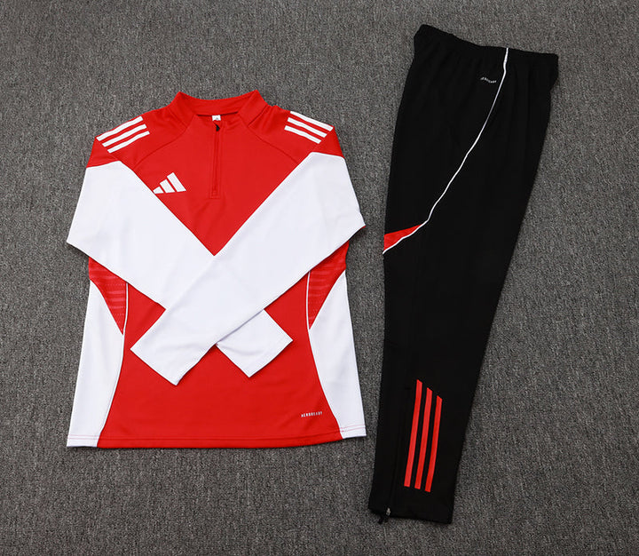 Adidas Training Set - Red/Black