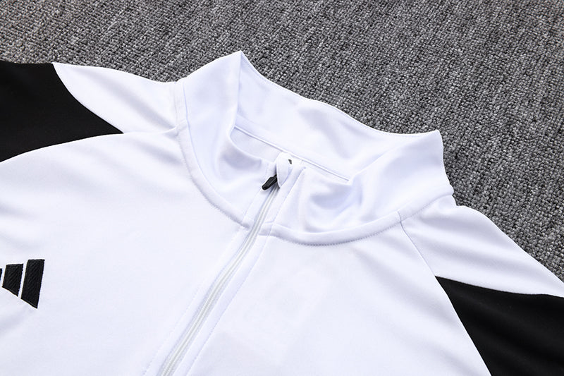 Juventus Training Set 2023/24 - White