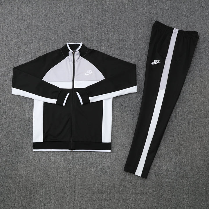 Nike Set –  White/Black