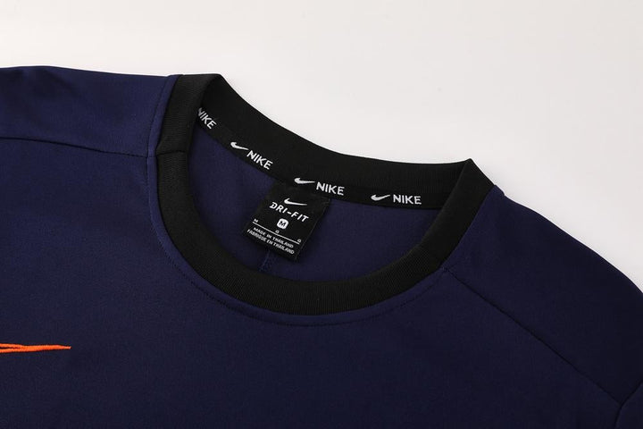Nike Training Shirt - Dark Blue/Orange