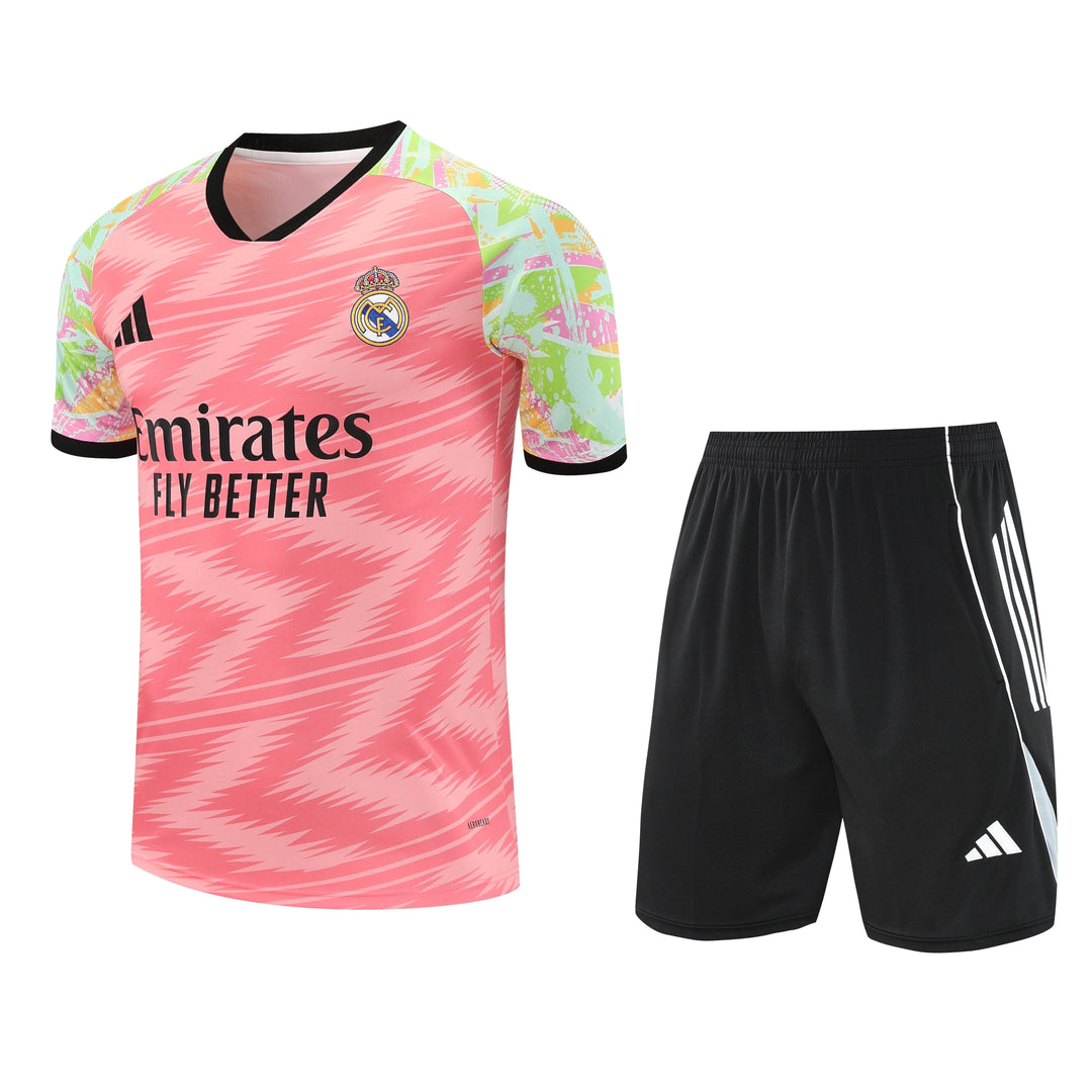 Real Madrid 2025/26 Training Kit - Salmon