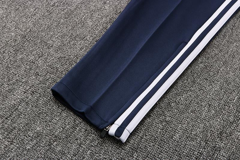 Training Set - Navy Blue/White