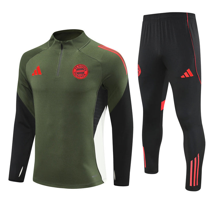 Bayern Munich Training Set 2025/26 - Dark green