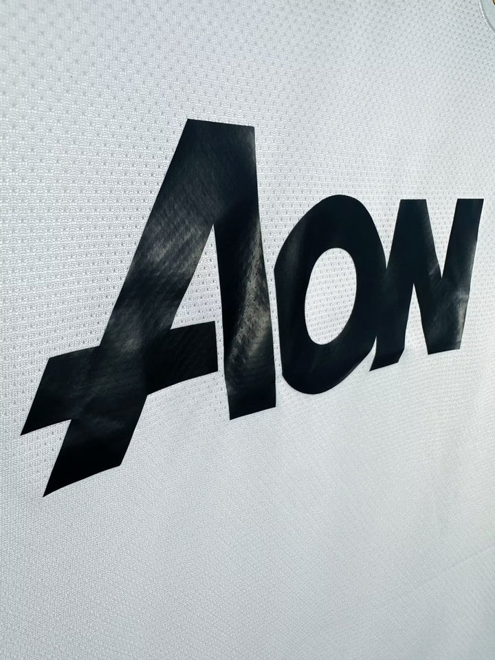 Manchester United 2010/11 Away Retro Shirt - Long Sleeve