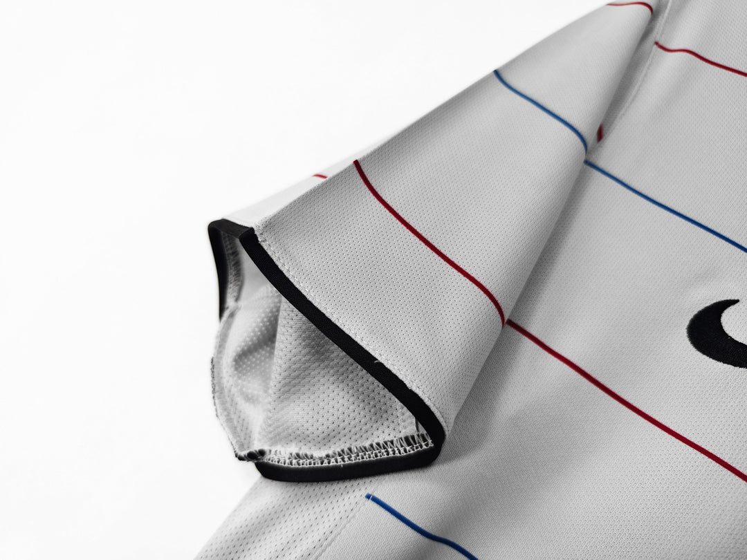 Barcelona 03/04 Away Retro Shirt