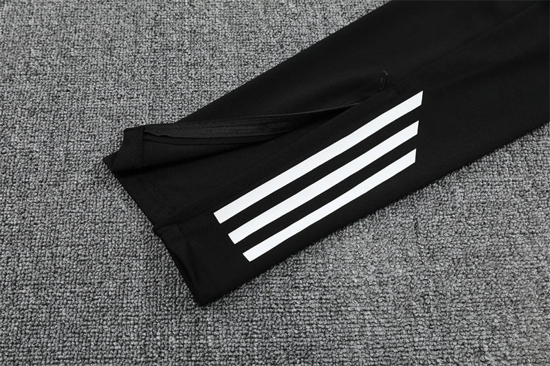 Manchester United 2025/26 Training Pants - Black/White