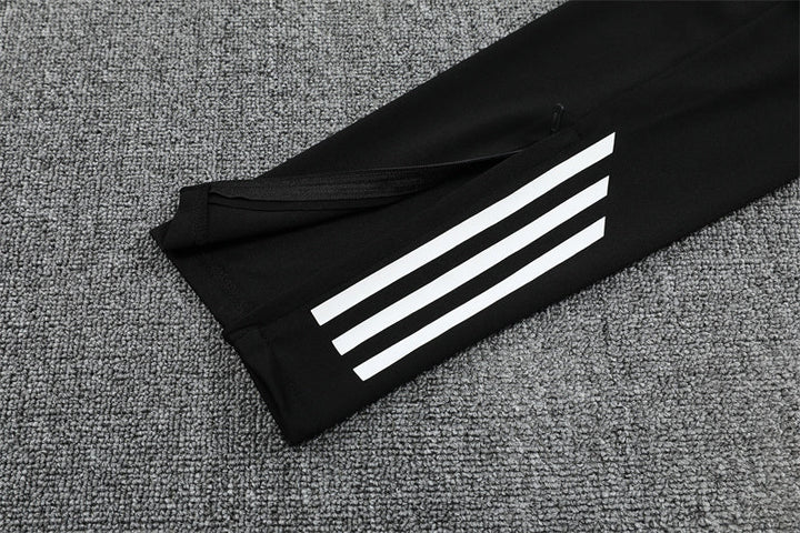 Manchester United 2025/26 Training Pants - Black/White