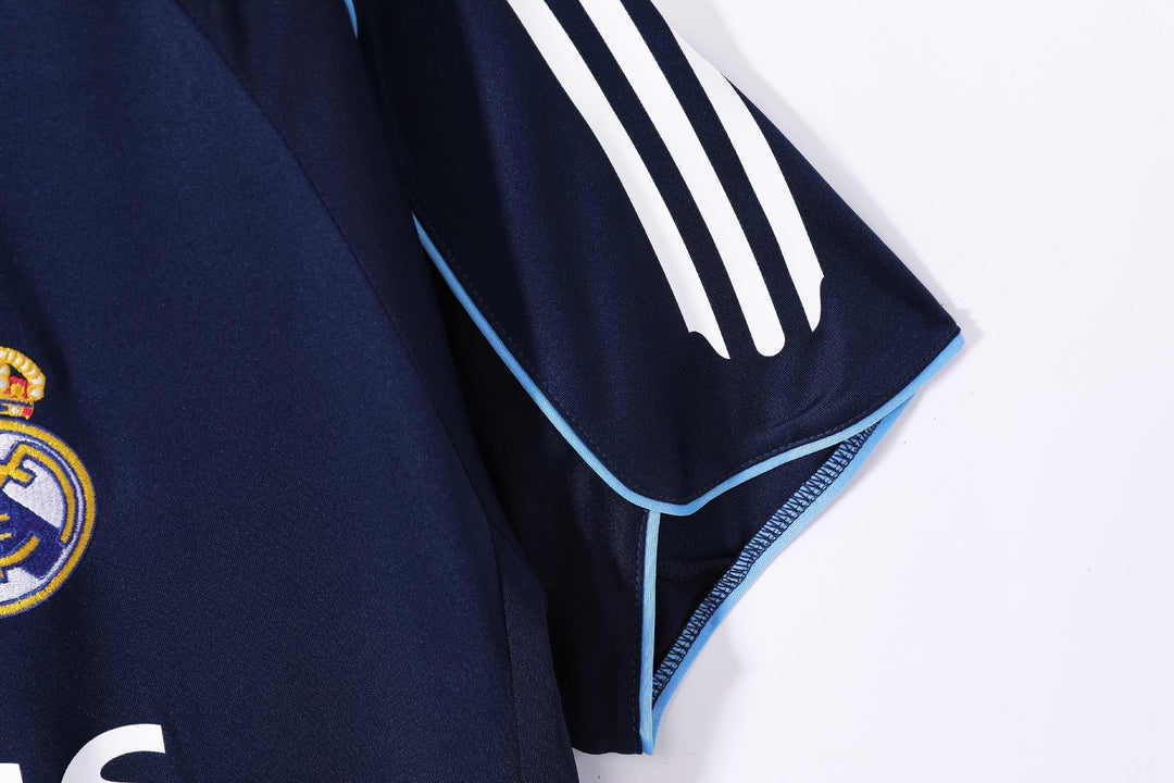 Real Madrid 05/06 Away Retro Shirt
