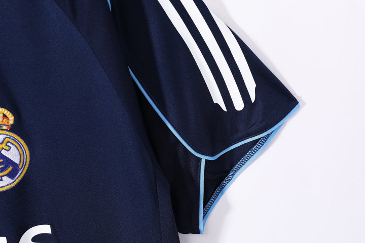 Real Madrid 05/06 Away Retro Shirt