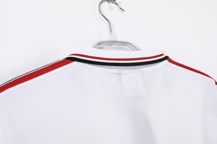 Manchester United 98/99 Away Retro Shirt