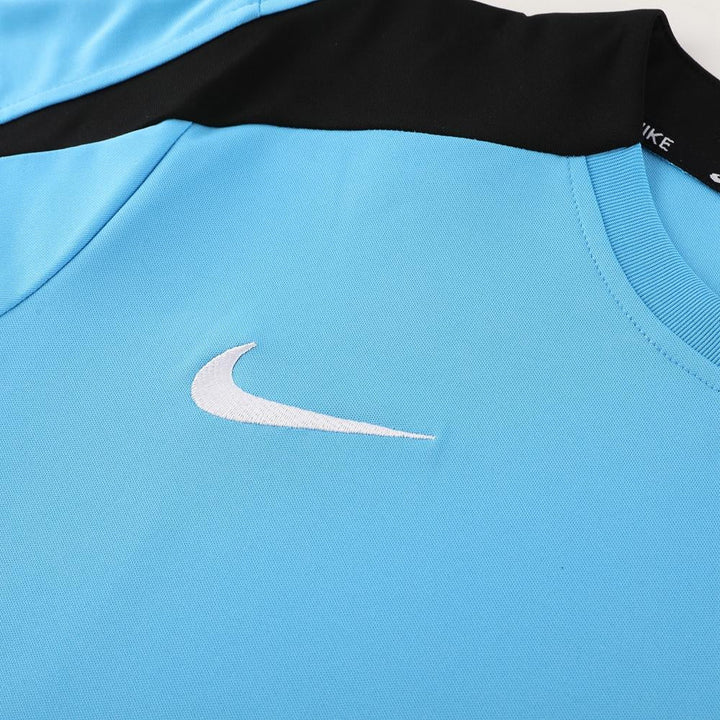 Nike Training Shirt - Light Blue