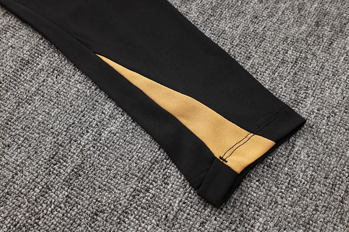 Nike Training Set - Black/Golden