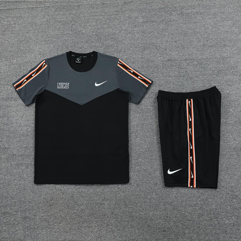 Nike Training Kit - Black/Grey