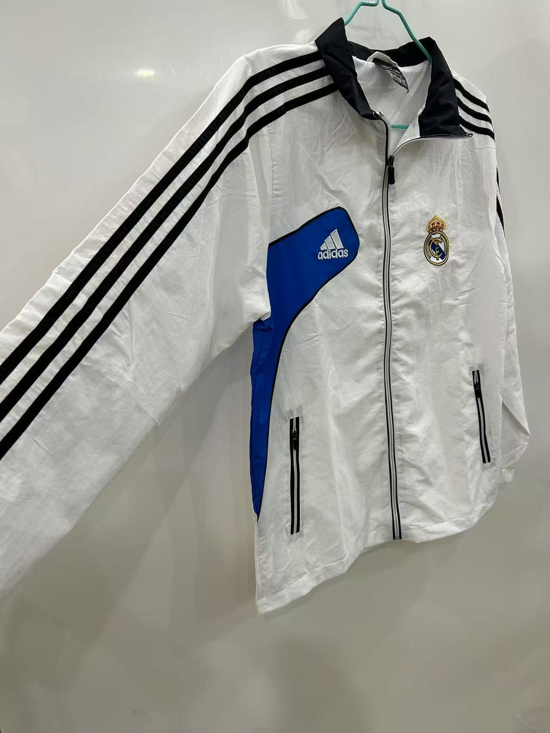 Barcelona Windbreaker Jacket - White/Blue