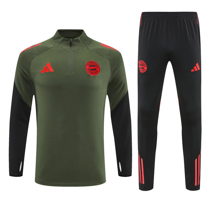 Bayern Munich Training Set 2025/26 - Dark green