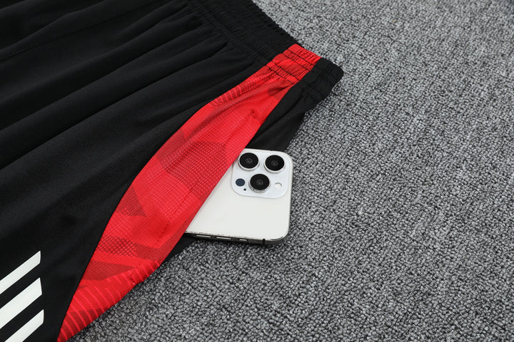 Manchester United 2025/26 Training Kit - Blue/Red