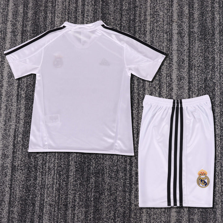 Real Madrid 04/05 Children's Home Retro Set