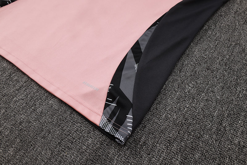 Real Madrid 2024/25 Training Jacket - Light pink