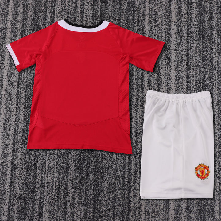 Manchester United 05/06 Children's Home Retro Set