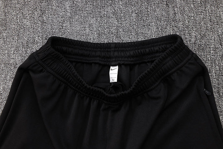 Liverpool 2024/25 Training Pants - Black