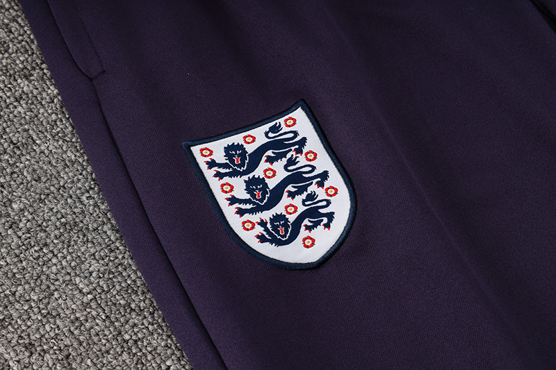 England Training Set 2024/25 - Red
