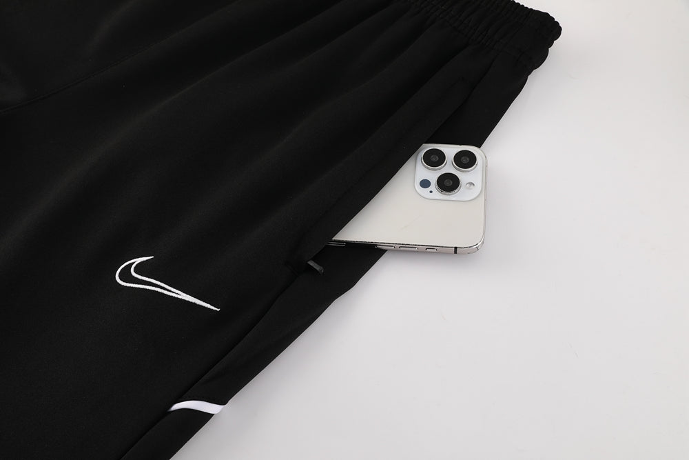 Nike Training Set – Light gray