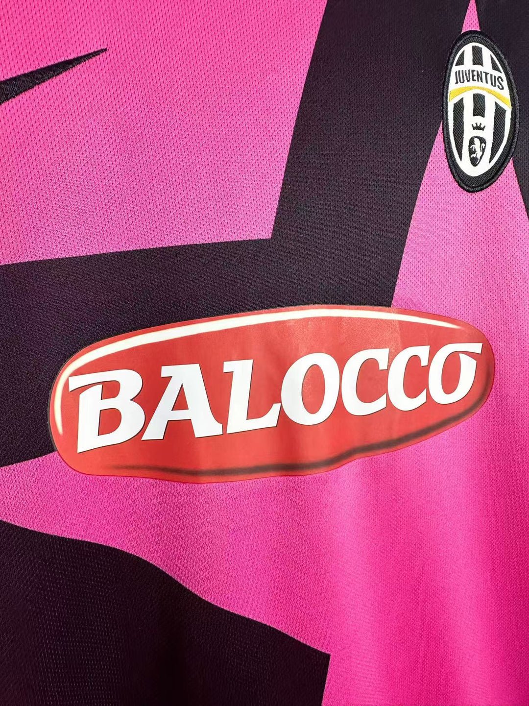 Juventus 11/12 Away Retro Shirt - Long Sleeve