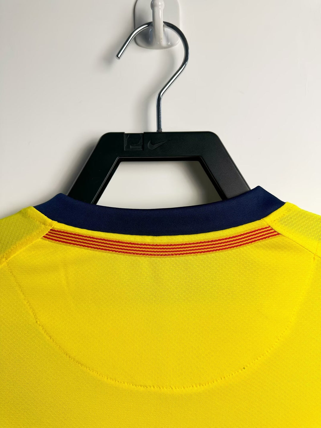 Barcelona 08/09 Away Retro Shirt - Long Sleeve