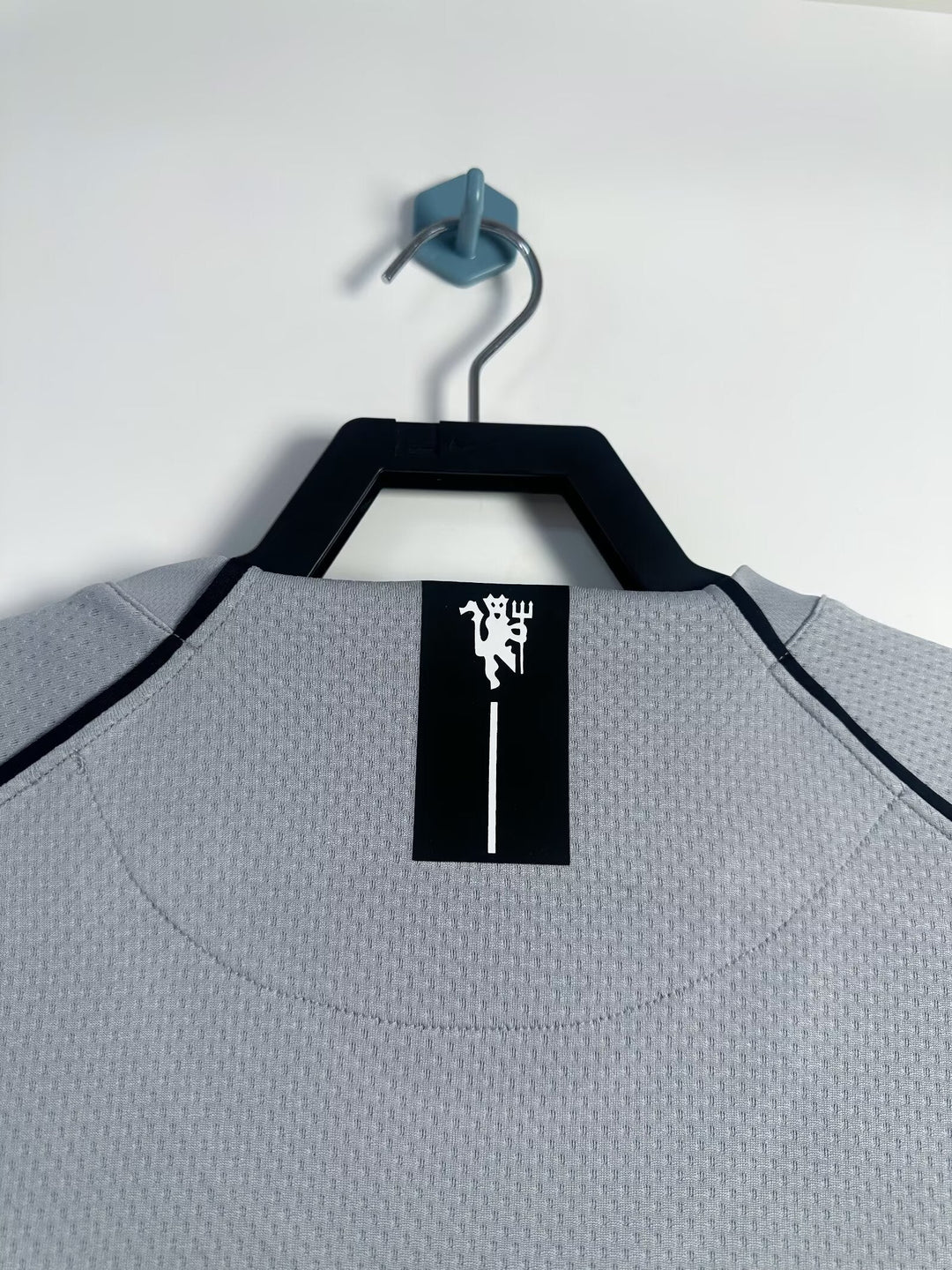 Manchester United 07/08 Goalkepper Retro Shirt - Long Sleeve