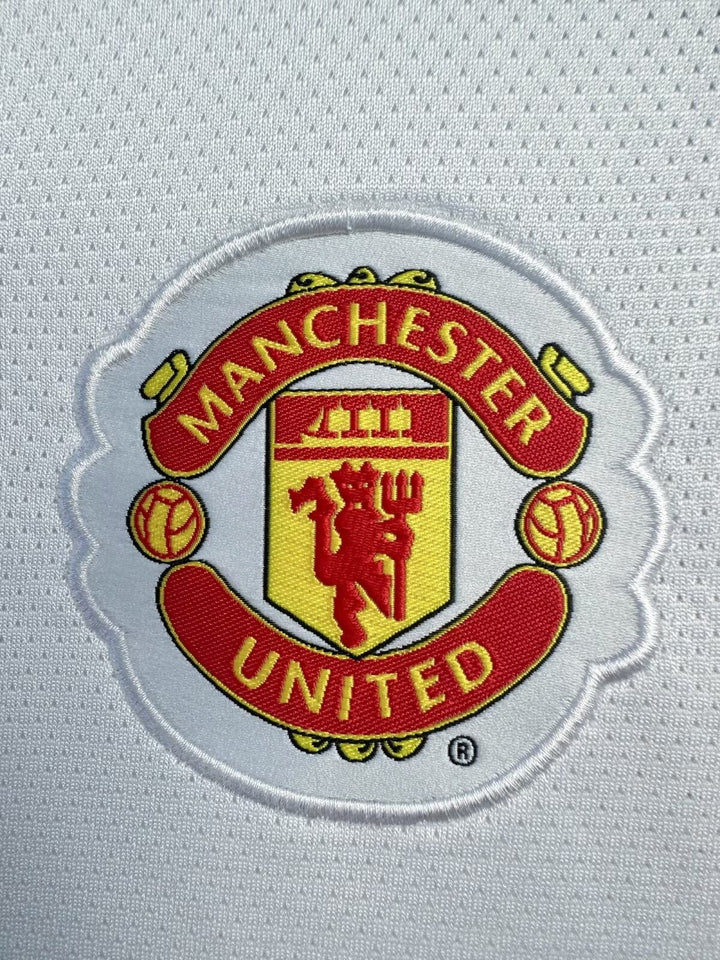 Manchester United 2010/11 Away Retro Shirt - Long Sleeve