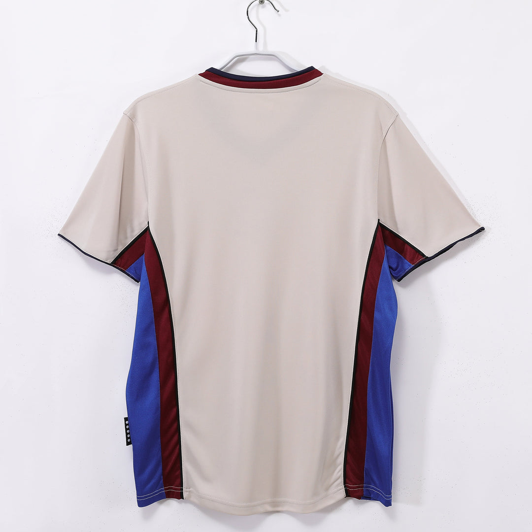Barcelona 98/99 Away Retro Shirt