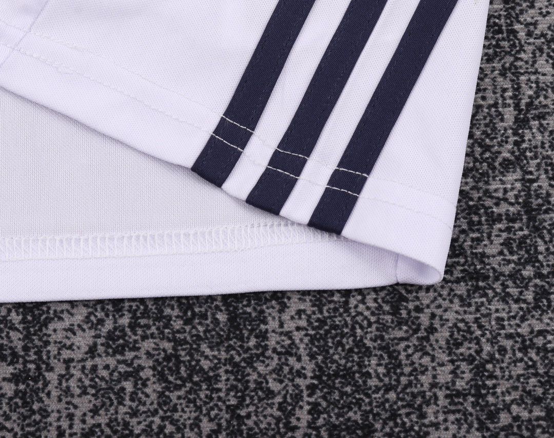 Japan 2016 Children's Away Retro Set